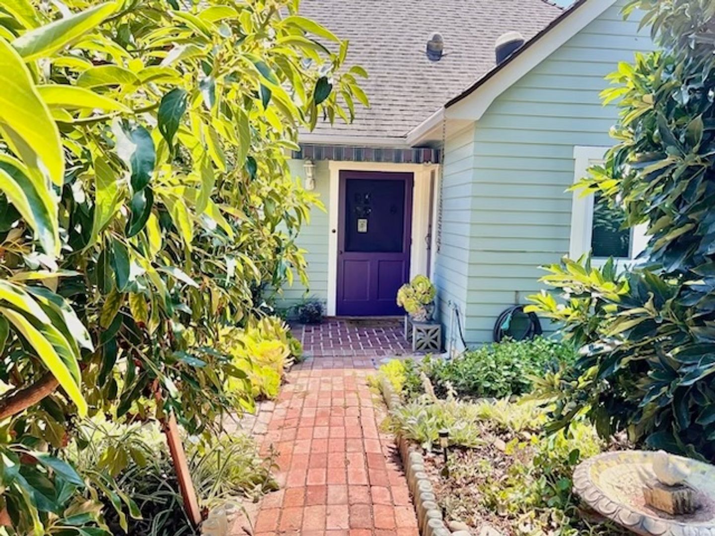 Santa Barbara House: 1615 Anacapa Street