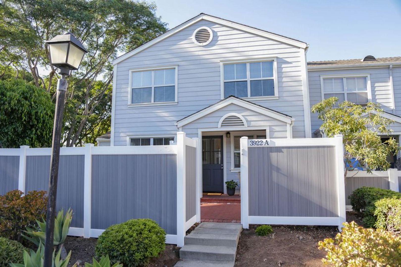 Santa Barbara Townhome: 3922 Via Diego A