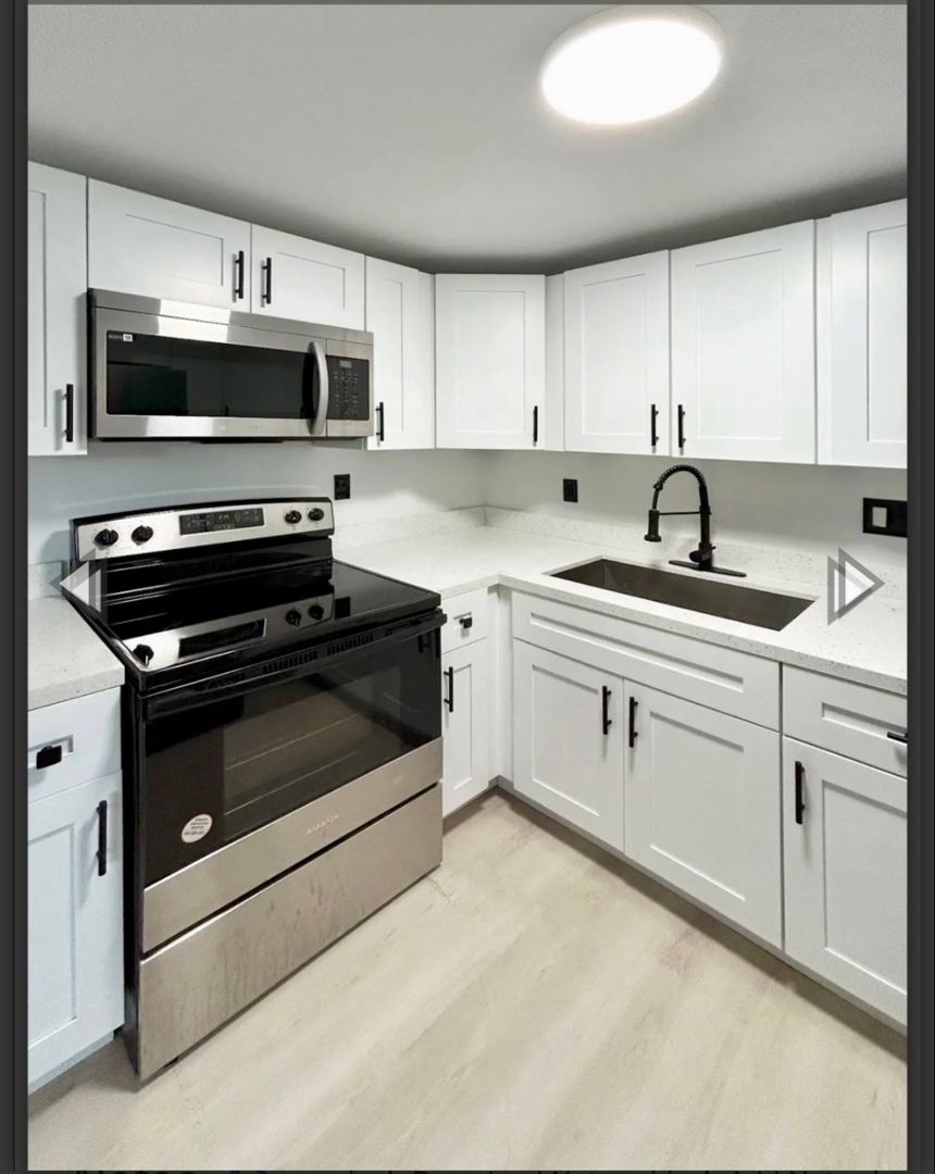 North Miami Apartment: 1505-1525 NE 135th St