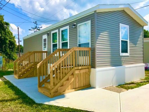 Newer MINI Home Available! SECOND MONTHS RENT FREE!!!