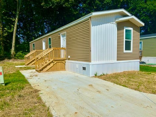Brand New 2Bed, 2bath Home in Newly Renovated Starlight Fields! – photo 1