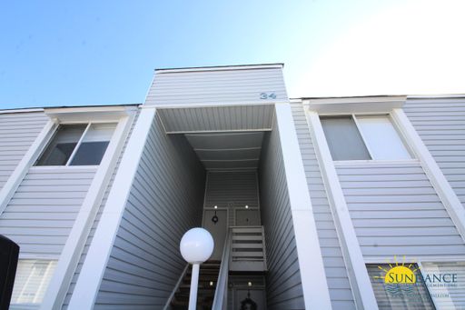 Beautiful 2 Bedroom Unit at Finisterra!