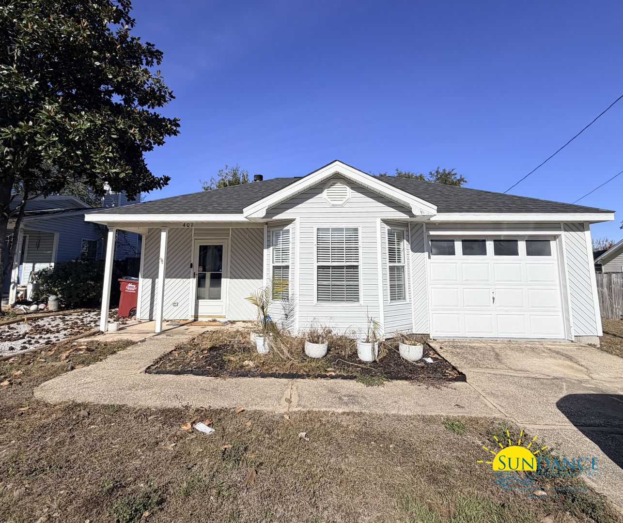 Crestview House: 407 Apple Drive