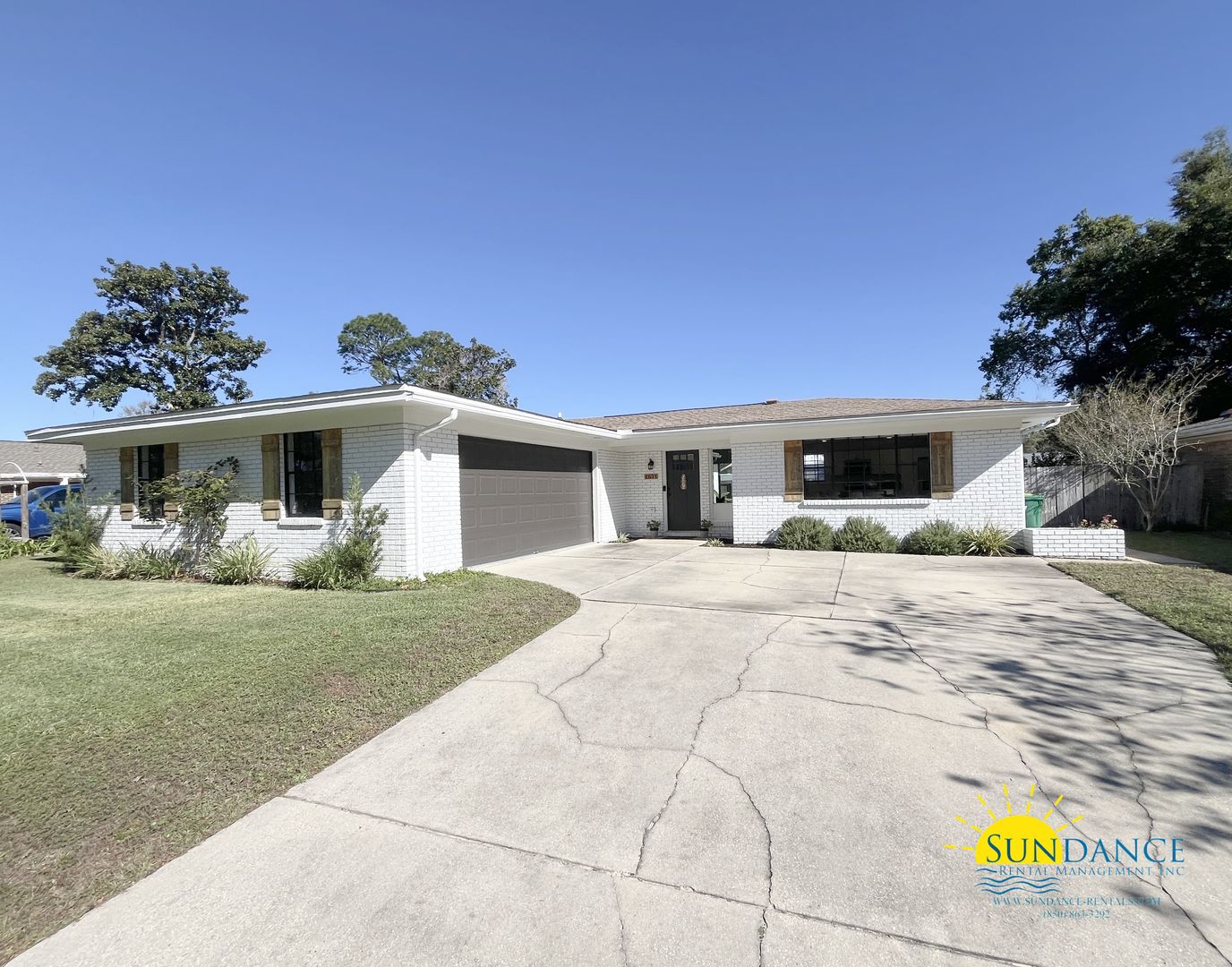Niceville House: 1611 Date Palm Drive