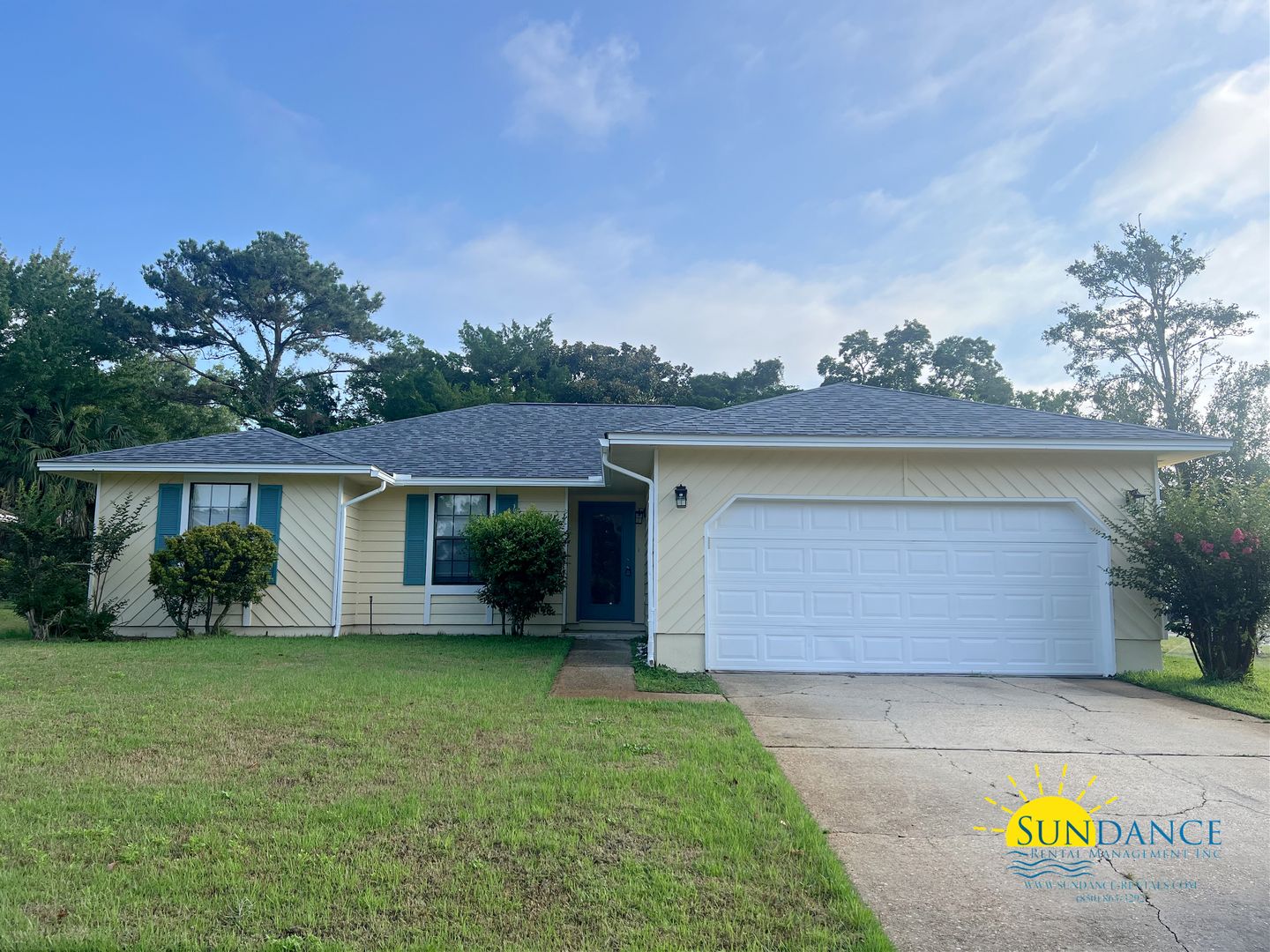 Destin House: 358 Evergreen Place