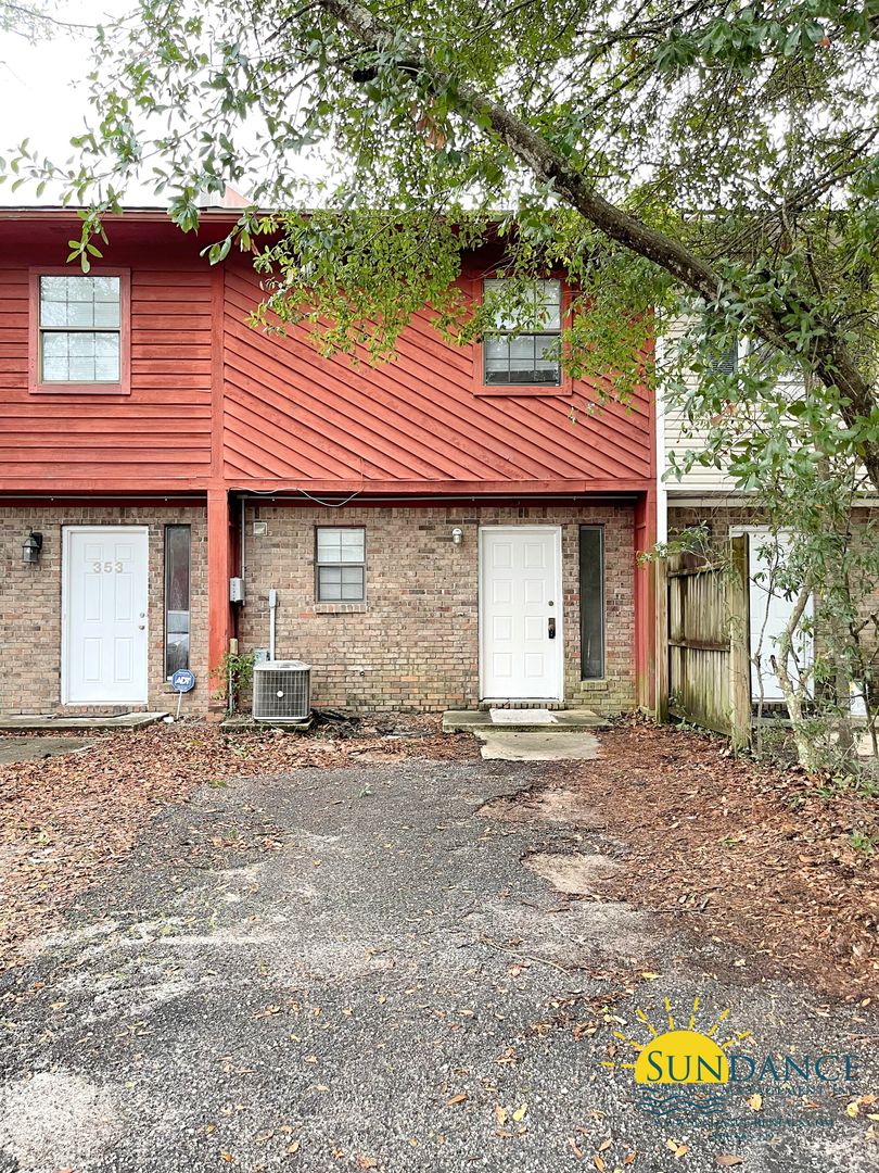 Fort Walton Beach Townhome: 351 Woodham Court