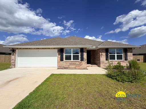 Spacious 5-Bedroom Home in Plantation Woods with Smart Home Features! – photo 1