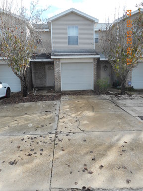 Great 2 Bedroom Townhouse in Mary Esther!