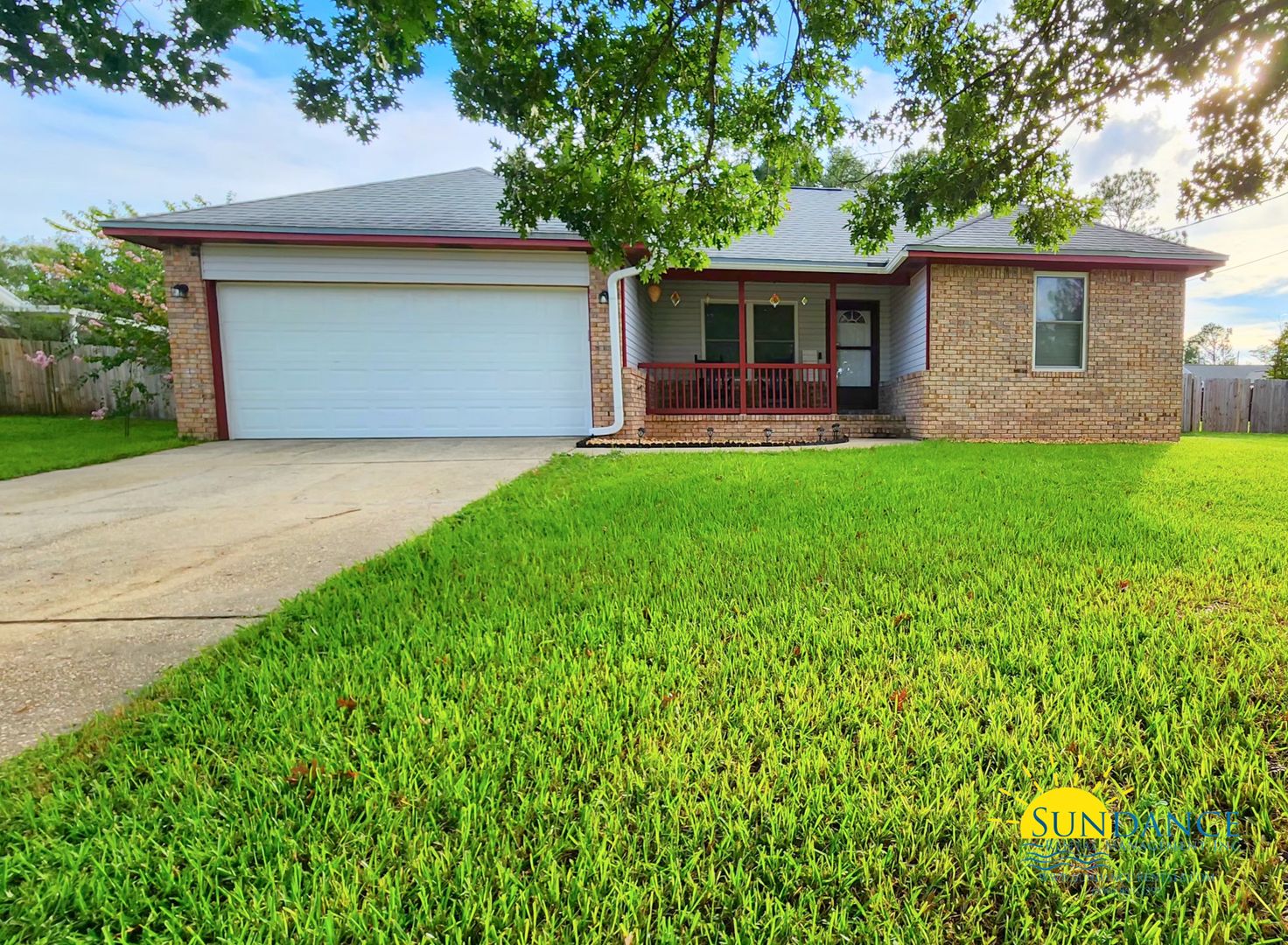 Crestview House: 157 Villacrest Drive