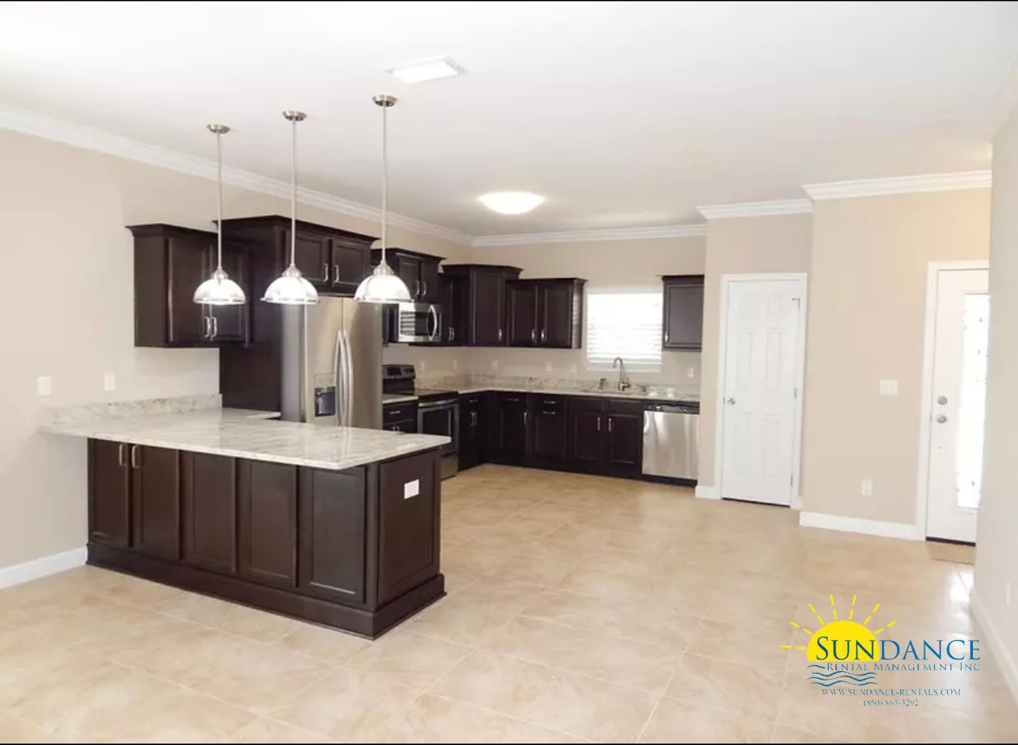 478 Sara Avenue , Mary Esther, FL 32569