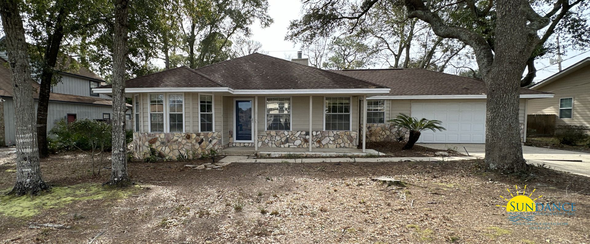 Mary Esther House: 6 Shamrock Drive