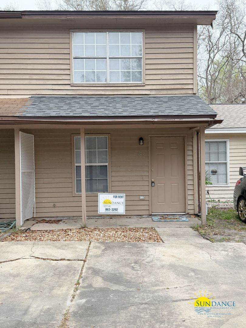 Fort Walton Beach Townhome: 149 Mississippi Avenue