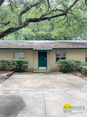 Nice 2 Bedroom Unit in Fort Walton Beach! – photo 1