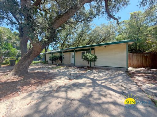 Great 4 Bedroom Home in Fort Walton Beach – photo 1