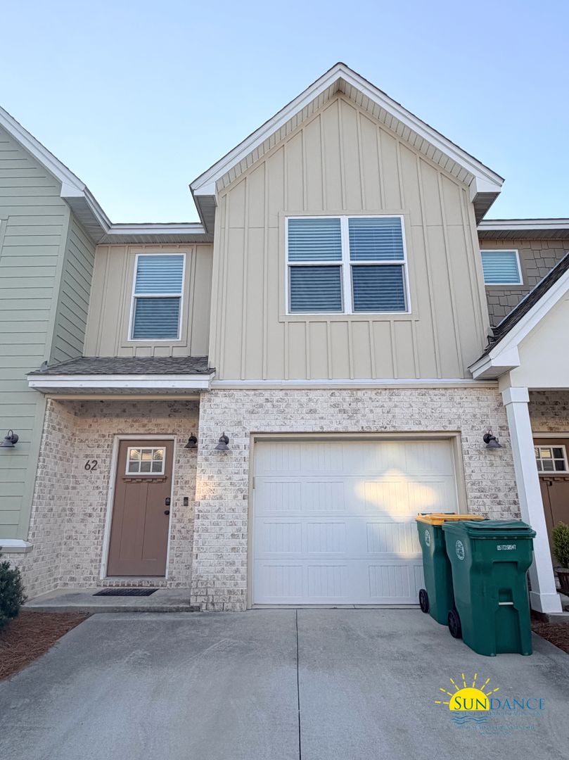 Destin House: 400 Mattie M Kelly Boulevard