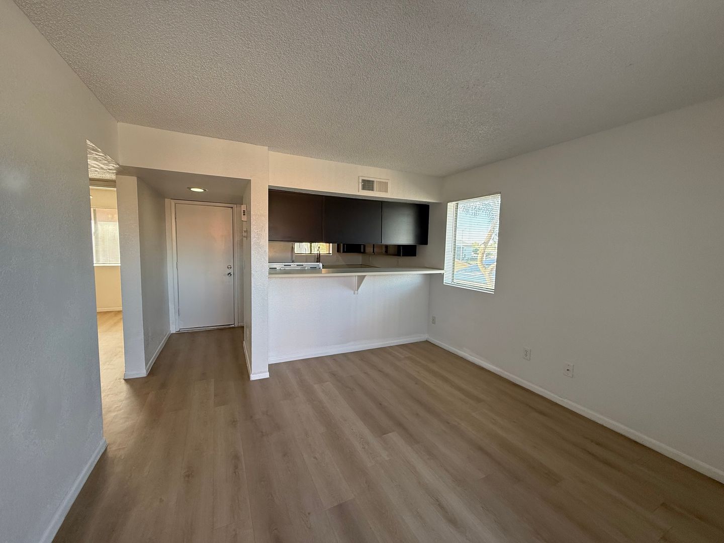 Mesa Apartment: 2650 E. McKellips Rd.