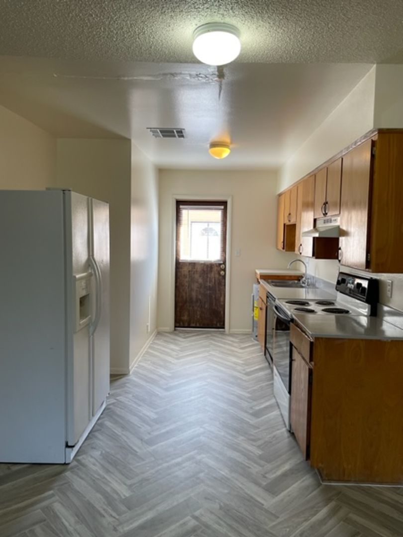 Scottsdale Apartment: 8439 E. Coronado Rd.