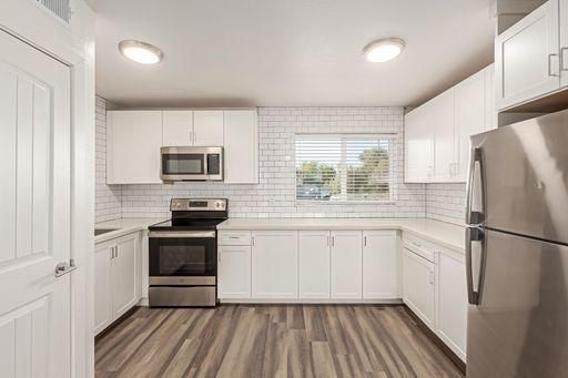 Apartment kitchen — representative home at Clarendon Arms.