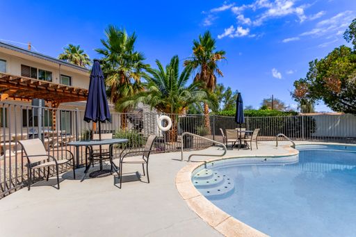 Pool and poolside area at Clarendon Arms.
