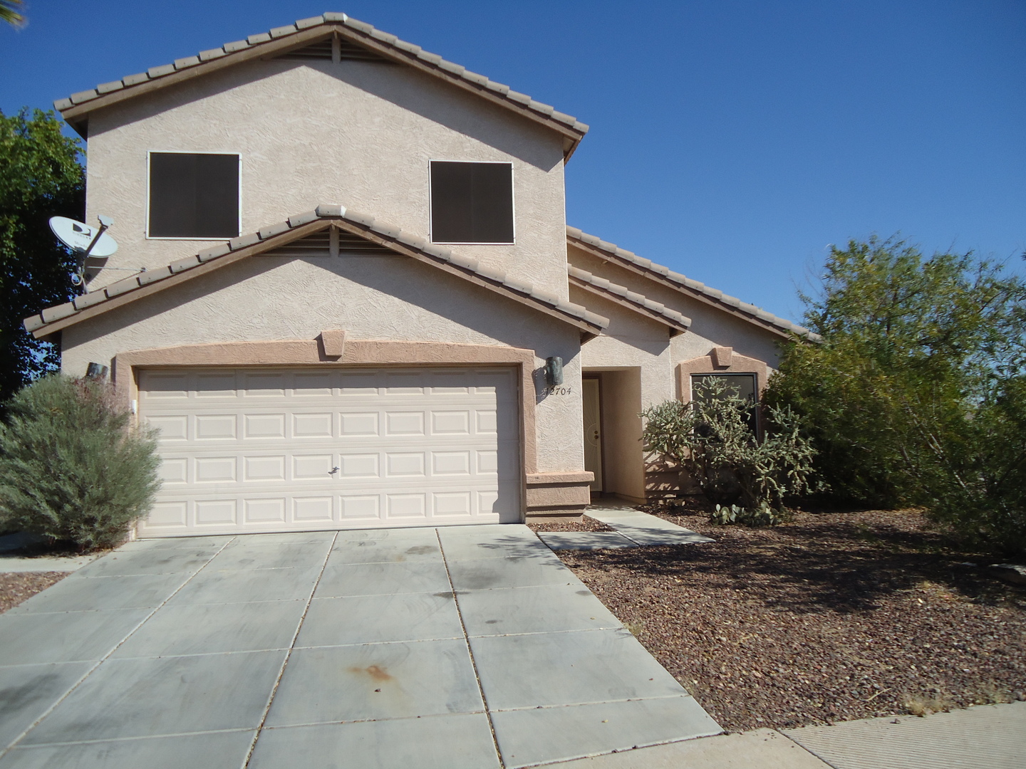 El Mirage House: 12704 W. Flores Dr.