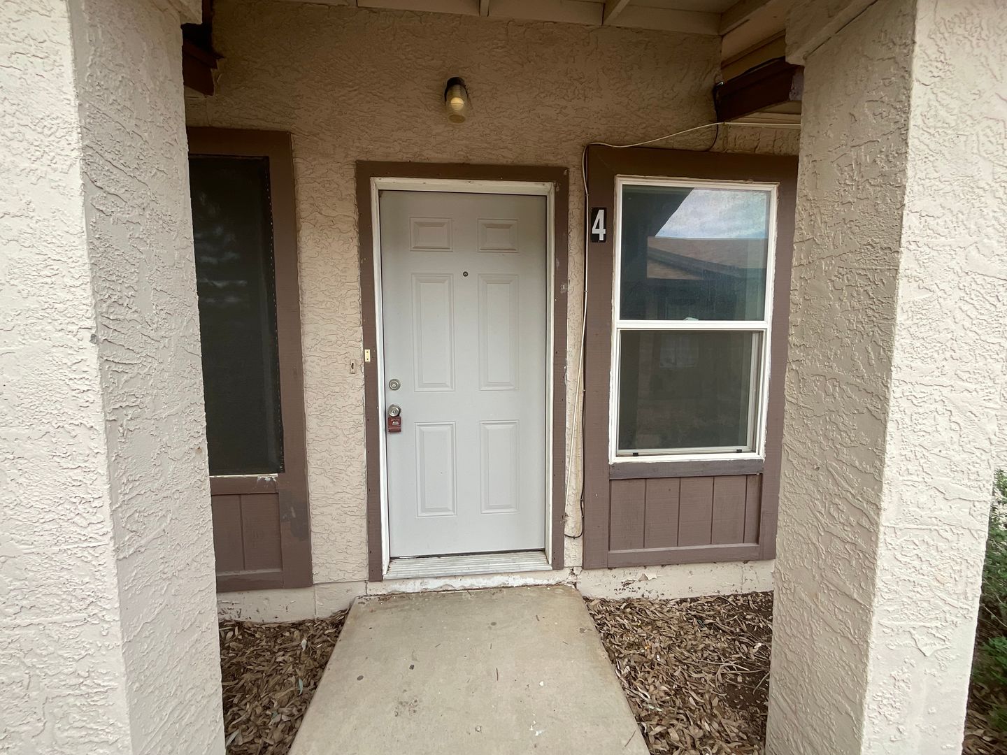 Mesa Apartment: 115 W. Inglewood