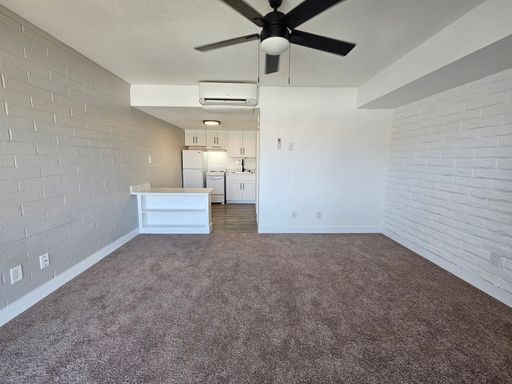 Mesa - Studio all Utilities included! - Near Riverview/Tempe Marketplace-1st MONTH FREE – photo 1