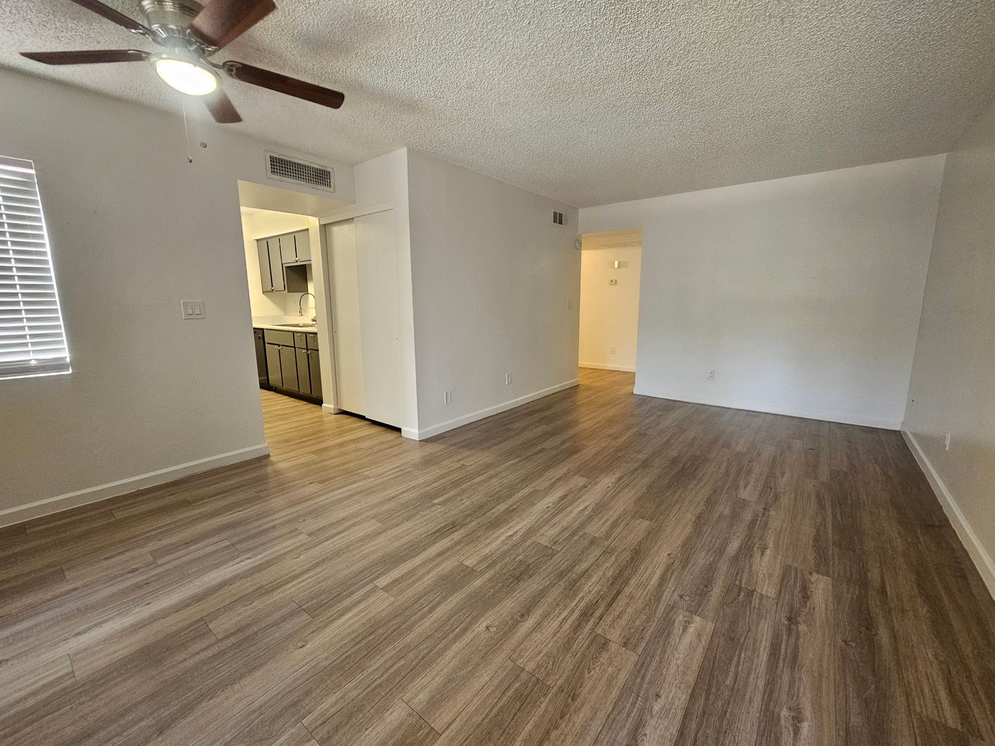 Mesa Apartment: 210 N. Alma School Rd