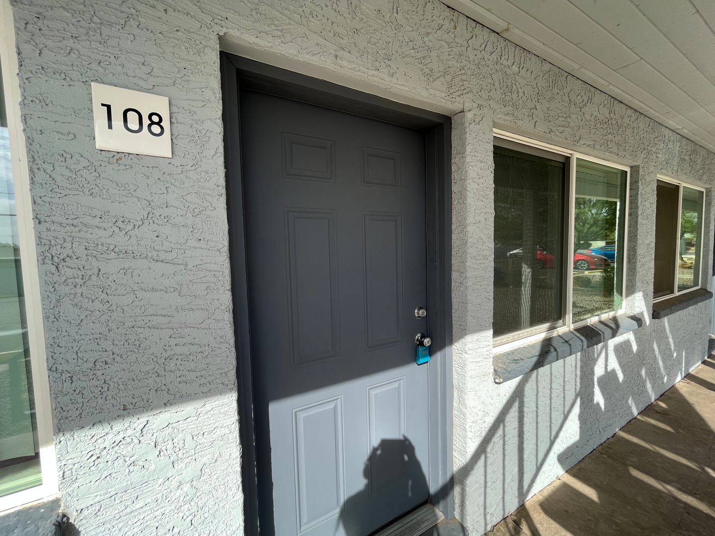 Mesa Apartment: 633 W. 1st Ave.