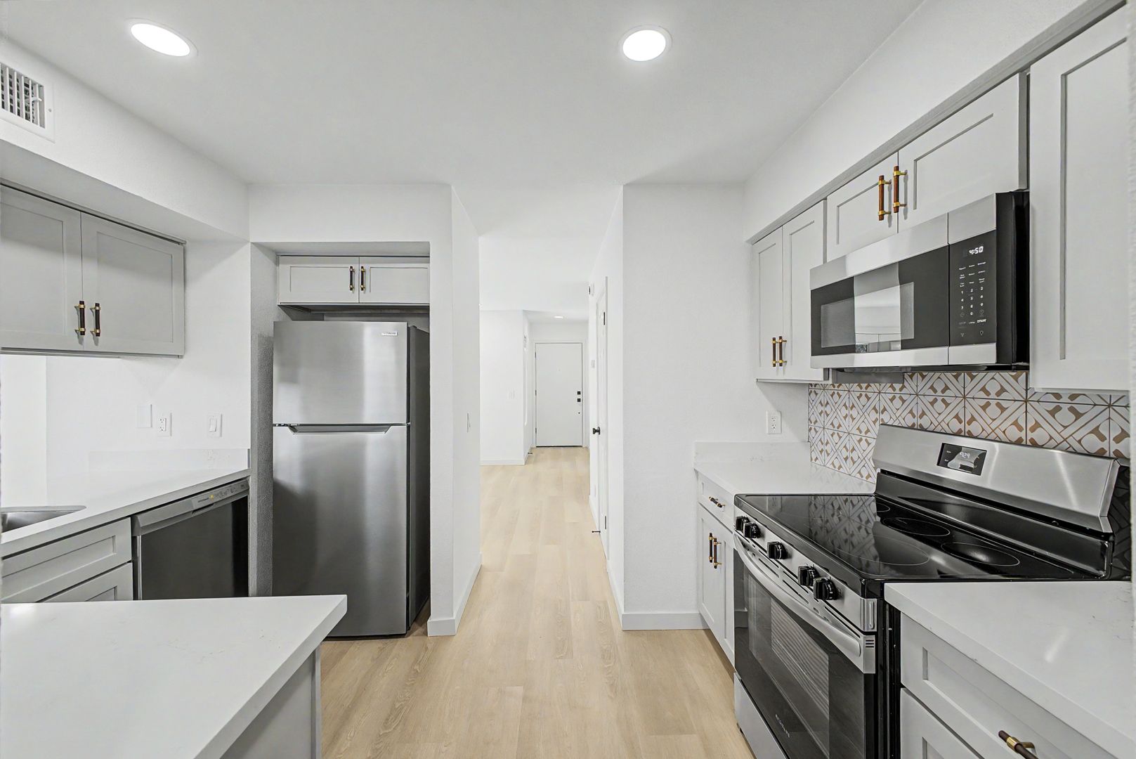 Tempe House: 1812 W. Village Way