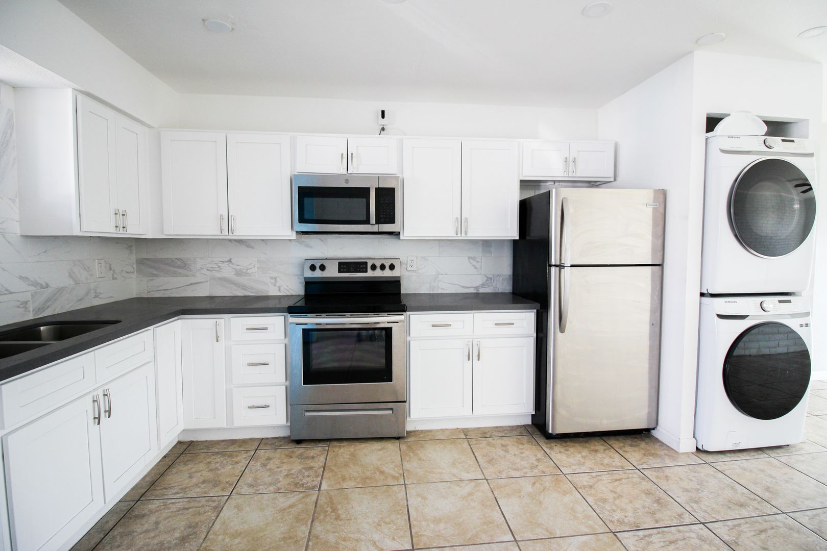 Phoenix Apartment: 2001 W. Morten Ave.