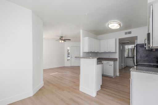 2 Bedroom 2 Bathroom Condo- Downtown Gilbert – photo 1