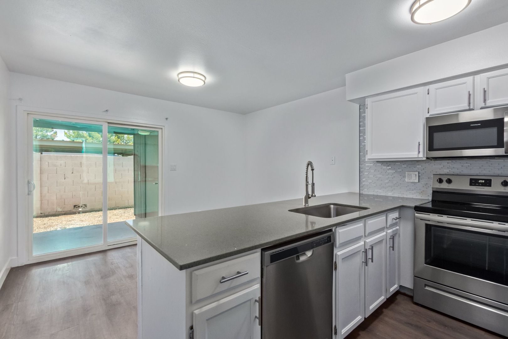 Mesa Apartment: 524 S. Stapley Drive