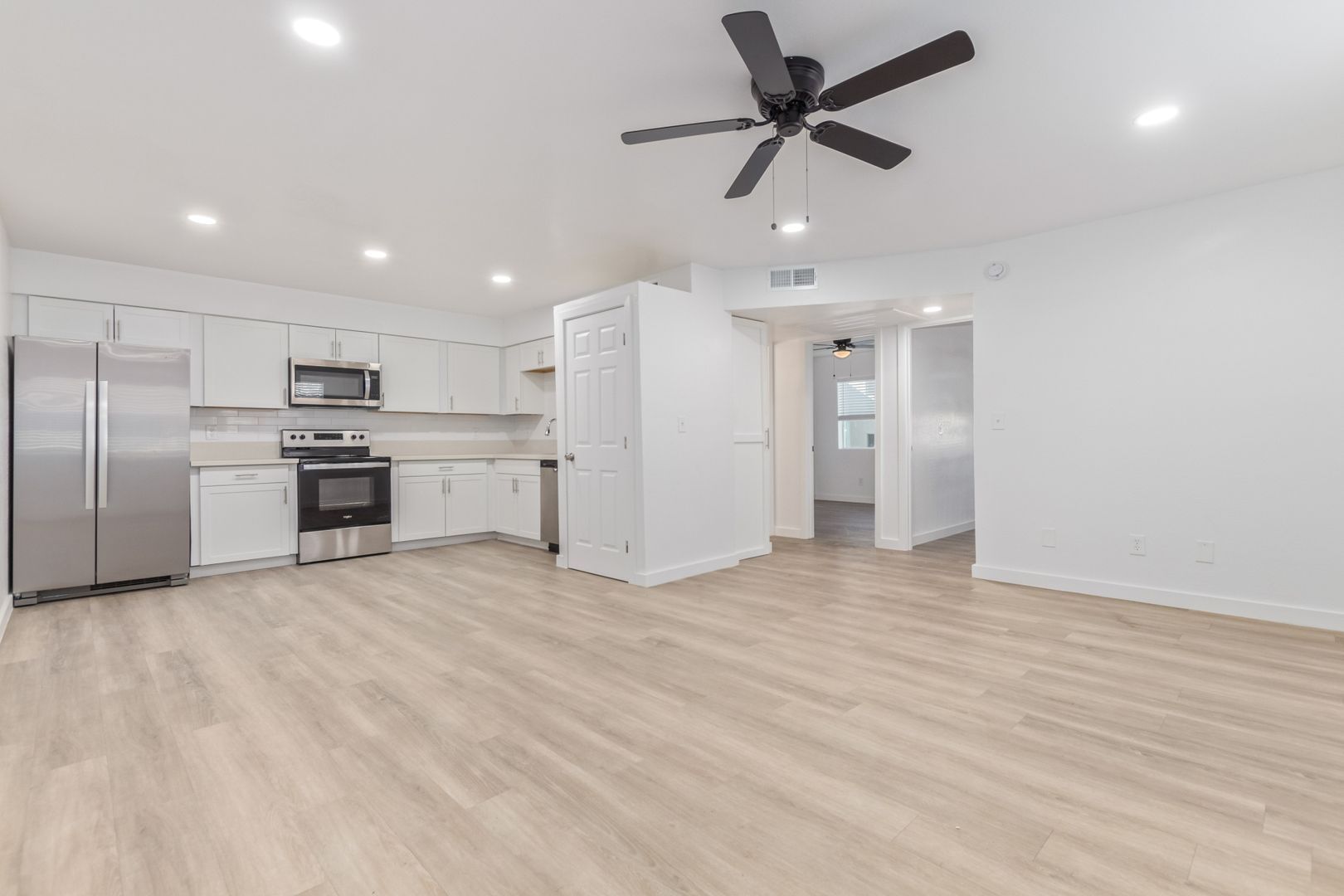 Phoenix Apartment: 1727 & 1801 W. Cholla St.