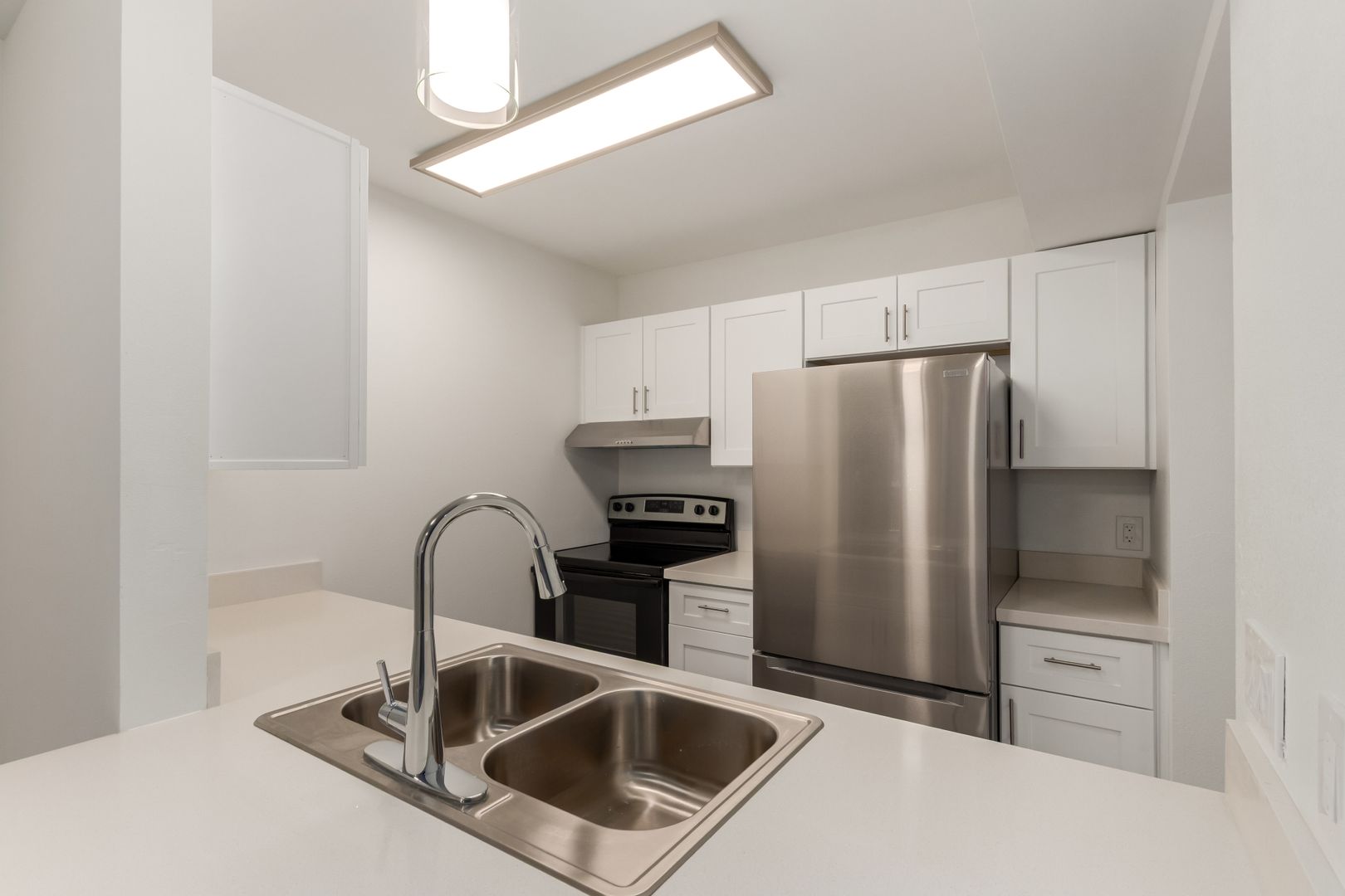 Mesa Apartment: 210 N. Alma School Rd