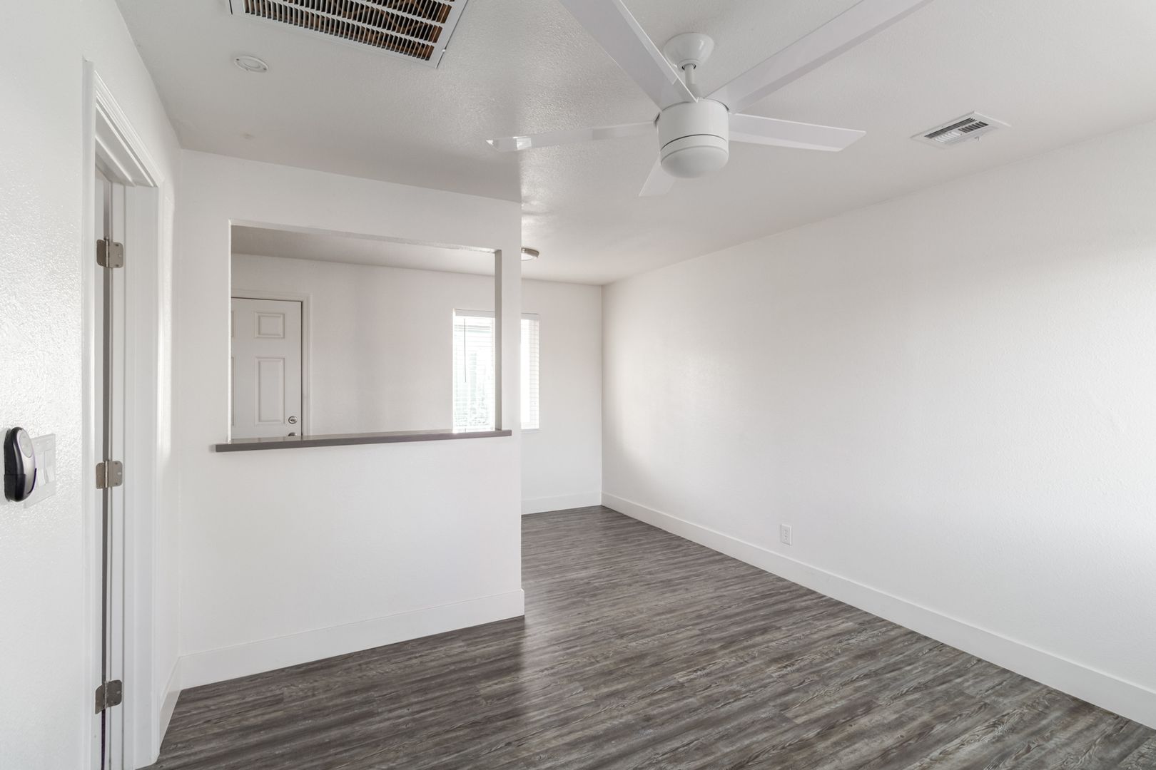 Phoenix Apartment: 3438 N. 37th St.