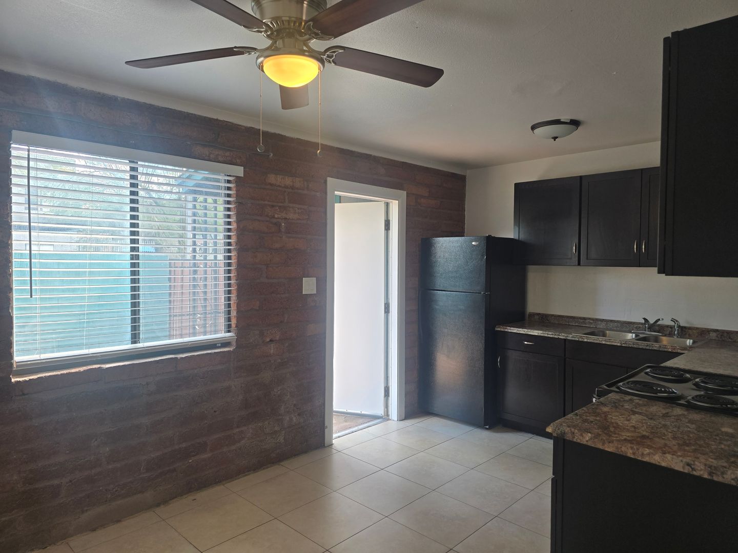 Tempe Apartment: 1022-1024 S. Dorsey Lane