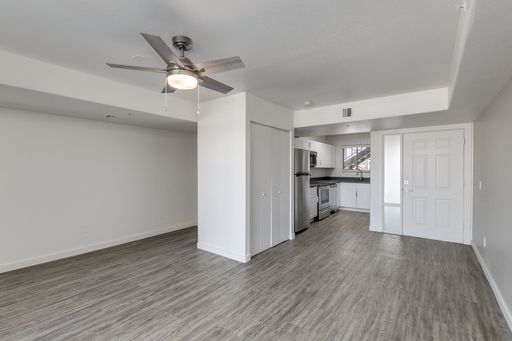 $0 Rent for 4 Weeks! 2 Bed / 2 Bath Apartment in Tempe, AZ – photo 1