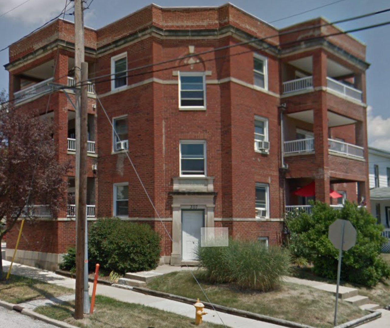 Bloomington Apartment: 307 W Mulberry St