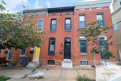 2 Bedroom Townhome – 3210 Fleet St, Baltimore, MD 21224