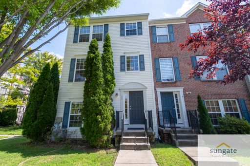 4 Bedroom Townhome – 11 Hallsdale Ct, Rosedale, MD 21237