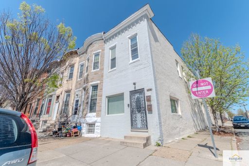 2 Bedroom Rental – 2608 E Fayette St, Unit 1, Baltimore, MD 21224