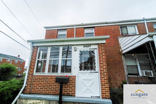 3 Bedroom Townhome – 3427 N Point Rd, Baltimore, MD 21222