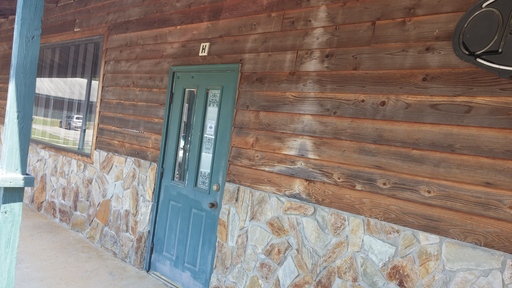 Available Commercial Unit 1500 Sq Ft