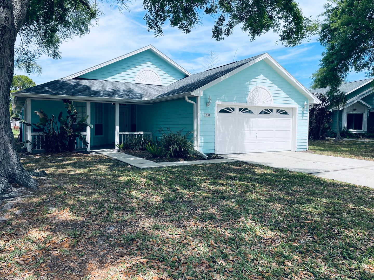 Melbourne House: 1231 CYPRESS BEND CIR