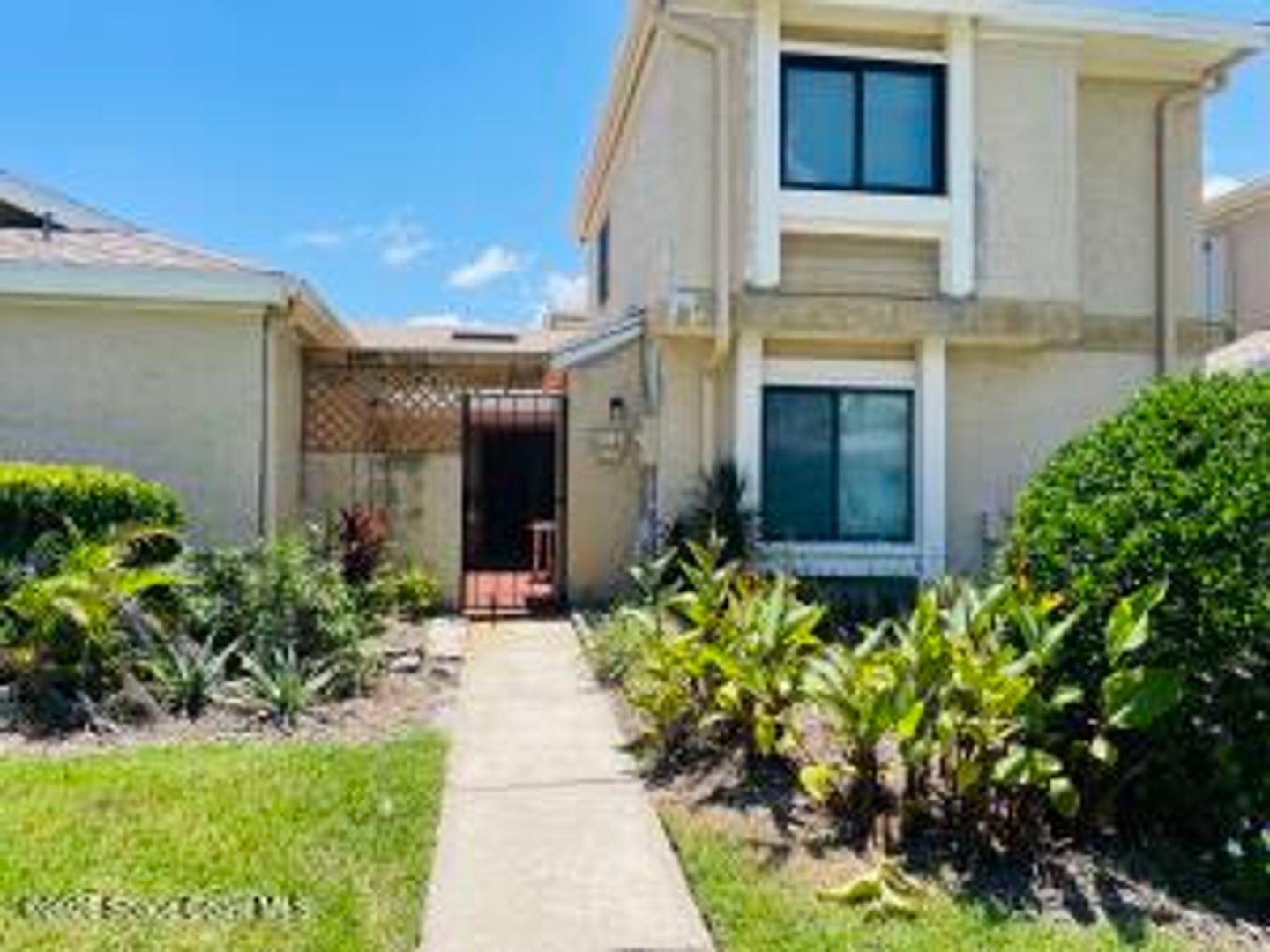 Palm Bay Townhome: 1011 Abada Ct NE