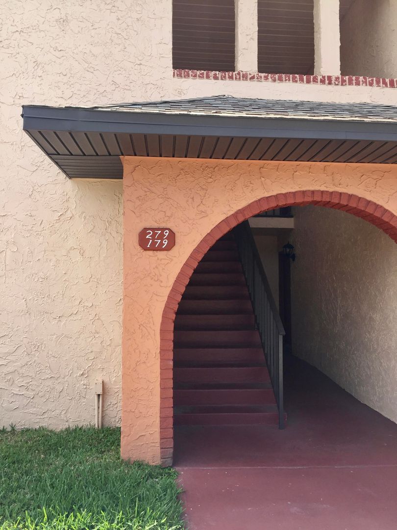 Melbourne Condo: 179 San Juan Circle