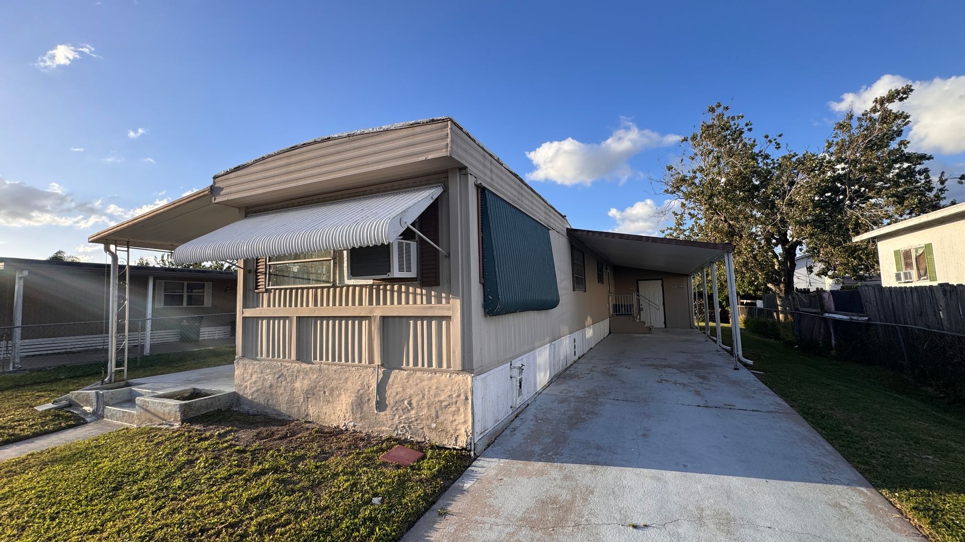 Palm Bay House: 2522 Amberly Rd NE