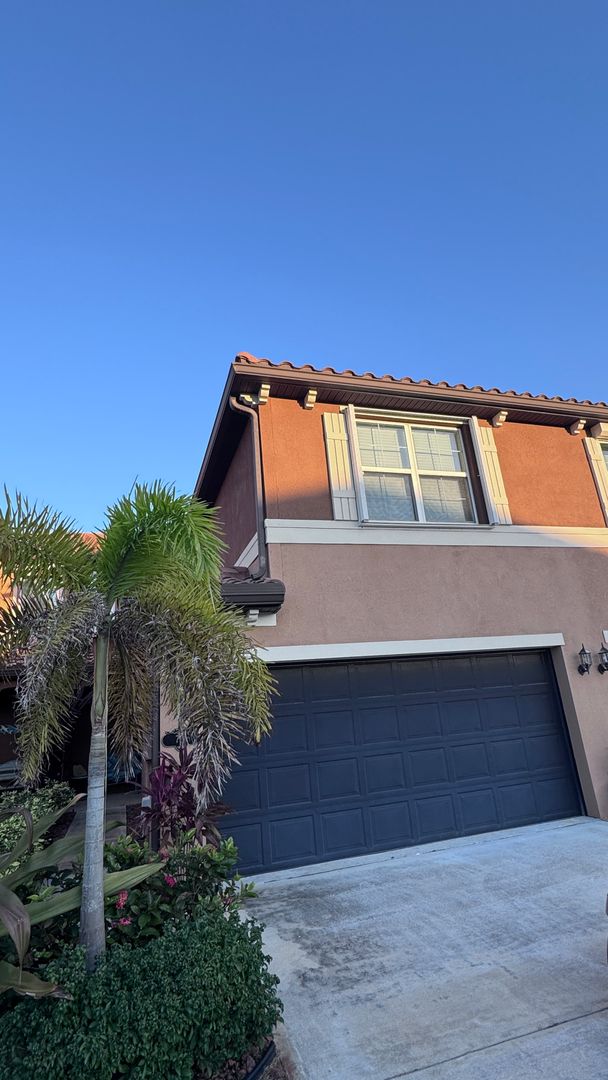 Satellite Beach Townhome: 759 Simeon Dr