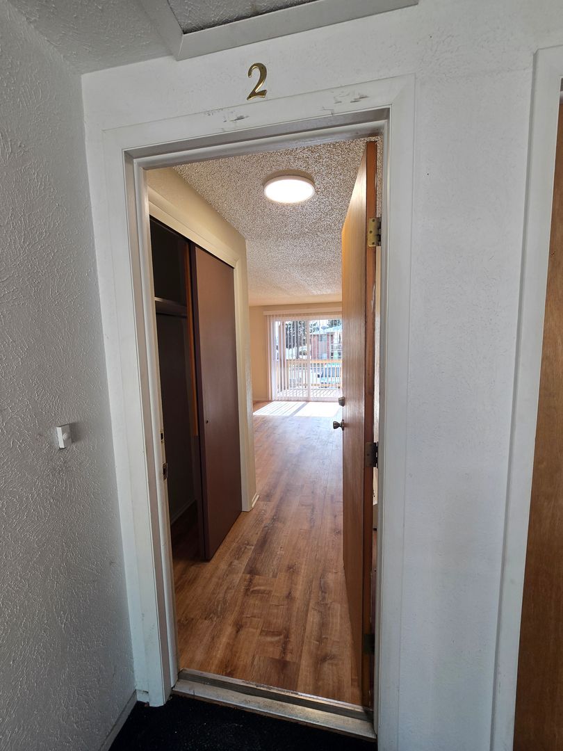 Longmont Apartment: 1849 Terry St.