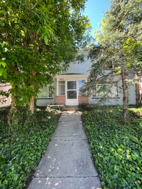 *AVAILABLE NOW* Walkable to Downtown Boulder, 1 bedroom 1 bath Apartment – photo 1